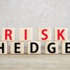 リスクヘッジとは何か？　投資を始める時は必ず覚えておいてほしい言葉です。