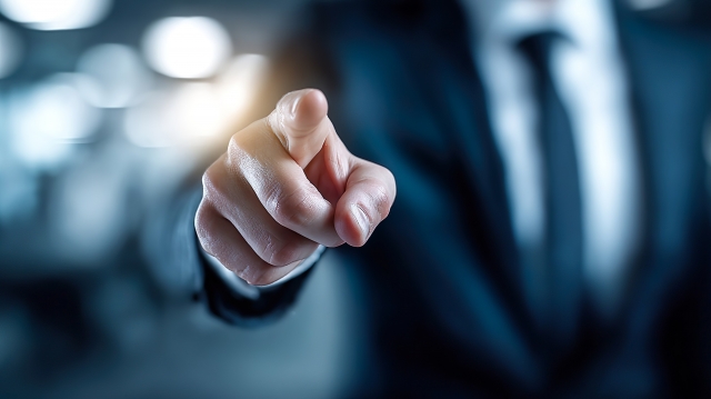 相手が何か連絡や報告をしてきたときに「それで？」、「で？」で返すと相手は困惑する。