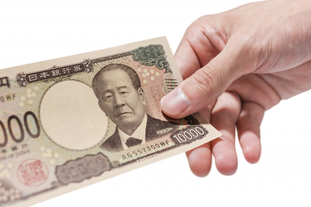 毎日1万円もらうのと、1年に1回1円もらえるが翌年以降貰える額が倍になっていくのと、どちらがいいか？を真剣に考えてみた